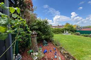 Reihenhaus mit Charakter: Terrasse, Balkon, Kamin und liebevoll angelegter Garten – Die vollständige Adresse der Immobilie erhältst du vom Anbieter., 42549 Velbert-Mitte, Velbert – Vorschaubild 5