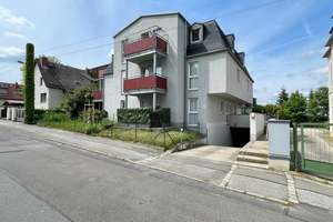 +ESDI+ Charmante Dachgeschosswohnung mit Balkon und Tiefgaragenstellplatz in ruhiger Lage – Die vollständige Adresse der Immobilie erhältst du vom Anbieter., 1219 Leubnitz-Neuostra, Dresden – Vorschaubild 3