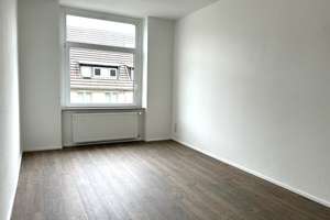 ++ GEMÜTLICH MIT EINBAUKÜCHE IN REMSCHEID ++ – Eberhardstr. 17, 42853 Schöne Aussicht, Remscheid – Vorschaubild 8