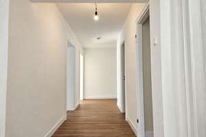 Frisch renovierte 3,5-Zimmer-Wohnung mit Balkonen in Laim – 80687 Sankt Ulrich, München – Vorschaubild 18