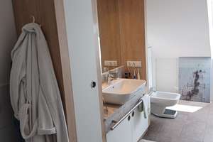 Hochwertige, große 3-Zimmer-Dachgeschosswohnung mit Balkon – Graf-Engelbert-Str. 2 e, 40489 Angermund, Düsseldorf – Vorschaubild 12