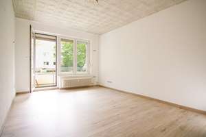 Bezugsfreie 2 Zimmer Wohnung mit Balkon im Prenzlauer Berg – Storkower Straße 70, 10407 Prenzlauer Berg, Berlin – Vorschaubild 5
