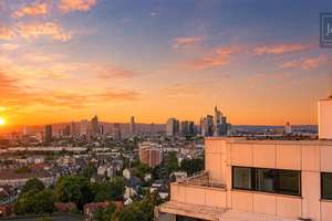 Beeindruckende Penthouse-Wohnung mit Skylineblick und zwei Terrassen! – Die vollständige Adresse der Immobilie erhältst du vom Anbieter., 60598 Sachsenhausen-Süd, Frankfurt am Main – Vorschaubild 2