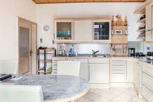 Gepflegtes Dreifamilienhaus im beliebten Ortsteil Wulsdorf - ideal für Kapitalanleger oder Selbst... – Die vollständige Adresse der Immobilie erhältst du vom Anbieter., 27572 Wulsdorf, Bremerhaven – Vorschaubild 8
