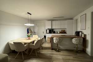 EXKLUSIVE 2-ZIMMER-WOHNUNG MIT BALKON UND EINBAUKÜCHE – Nelkenstr. 30, 42283 Barmen, Wuppertal – Vorschaubild 1
