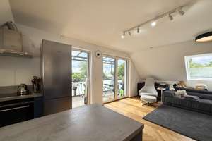 Neuwertige 3 Zimmer Dachgeschosswohnung mit Außenstellplatz – Die vollständige Adresse der Immobilie erhältst du vom Anbieter., 90431 Großreuth bei Schweinau, Nürnberg – Vorschaubild 2