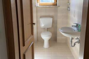 4-Zimmer-Wohnung im EG mit überdachter Terrasse, Gartenanteil und Garage – Die vollständige Adresse der Immobilie erhältst du vom Anbieter., 83083 Riedering – Vorschaubild 9