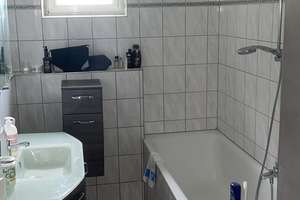 Moderne 4-Zimmer-Wohnung mit ca. 100 m² in begehrter Lage von Essen-Bredeney – Die vollständige Adresse der Immobilie erhältst du vom Anbieter., 45133 Rüttenscheid, Essen – Vorschaubild 8