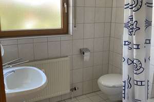 Helles, ruhig gelegenes 1,5-Zimmer-Appartement mit Balkon, Einbauküche und Blick ins Grüne – Jörg-Rathgeb-Str. 7, 70794 Filderstadt – Vorschaubild 6