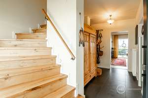MANNELLA *Modernisiertes Einfamilienhaus mit kleinem Gästehaus* Photovoltaik und herrlichem Weitblic – Die vollständige Adresse der Immobilie erhältst du vom Anbieter., 53819 Neunkirchen-Seelscheid – Vorschaubild 5