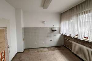 Renovierungsbedürftig aber mit viel Platz , großem Garten und Doppelgarage! – 44289 Sölde, Dortmund – Vorschaubild 4
