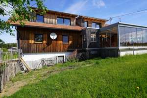 Schnäppchen - Großes Wohnhaus nah bei Isny zum Teil mit KFW 55 Standard