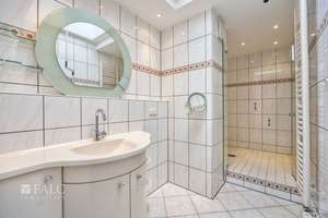 Penthouse in Köln-Weiden – Aufzug, Tiefgarage und traumhafte Dachterrasse – Die vollständige Adresse der Immobilie erhältst du vom Anbieter., 50858 Weiden, Köln – Vorschaubild 23