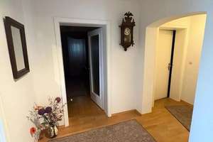 Ein Haus, viele Möglichkeiten - Wohnen, Arbeiten und Kapitalanlage unter einem Dach – Die vollständige Adresse der Immobilie erhältst du vom Anbieter., 83308 Trostberg – Vorschaubild 4