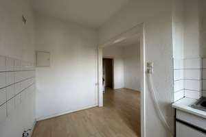 Gut aufgeteilte 2-Raum-Wohnung in zentraler Lage von Düsseldorf – Kirchstraße 46, 40227 Oberbilk, Düsseldorf – Vorschaubild 3