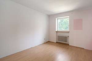 Familienfreundlich wohnen – mit Garten, Balkon und Dachstudio – Die vollständige Adresse der Immobilie erhältst du vom Anbieter., 85551 Kirchheim bei München – Vorschaubild 11