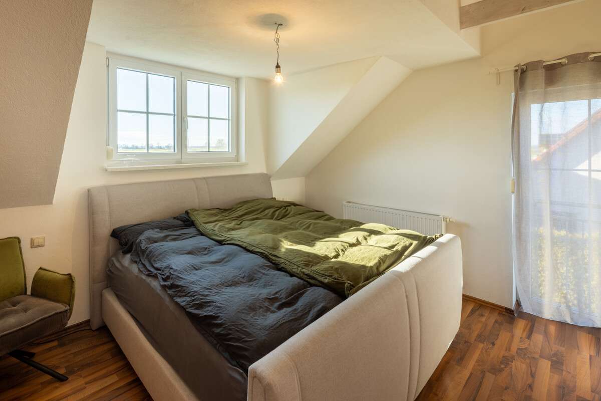 Immobilie in Boos - Komfortables Einfamilienhaus in ruhiger Lage mit Pool, Sauna und Doppelgarage - Bild 6