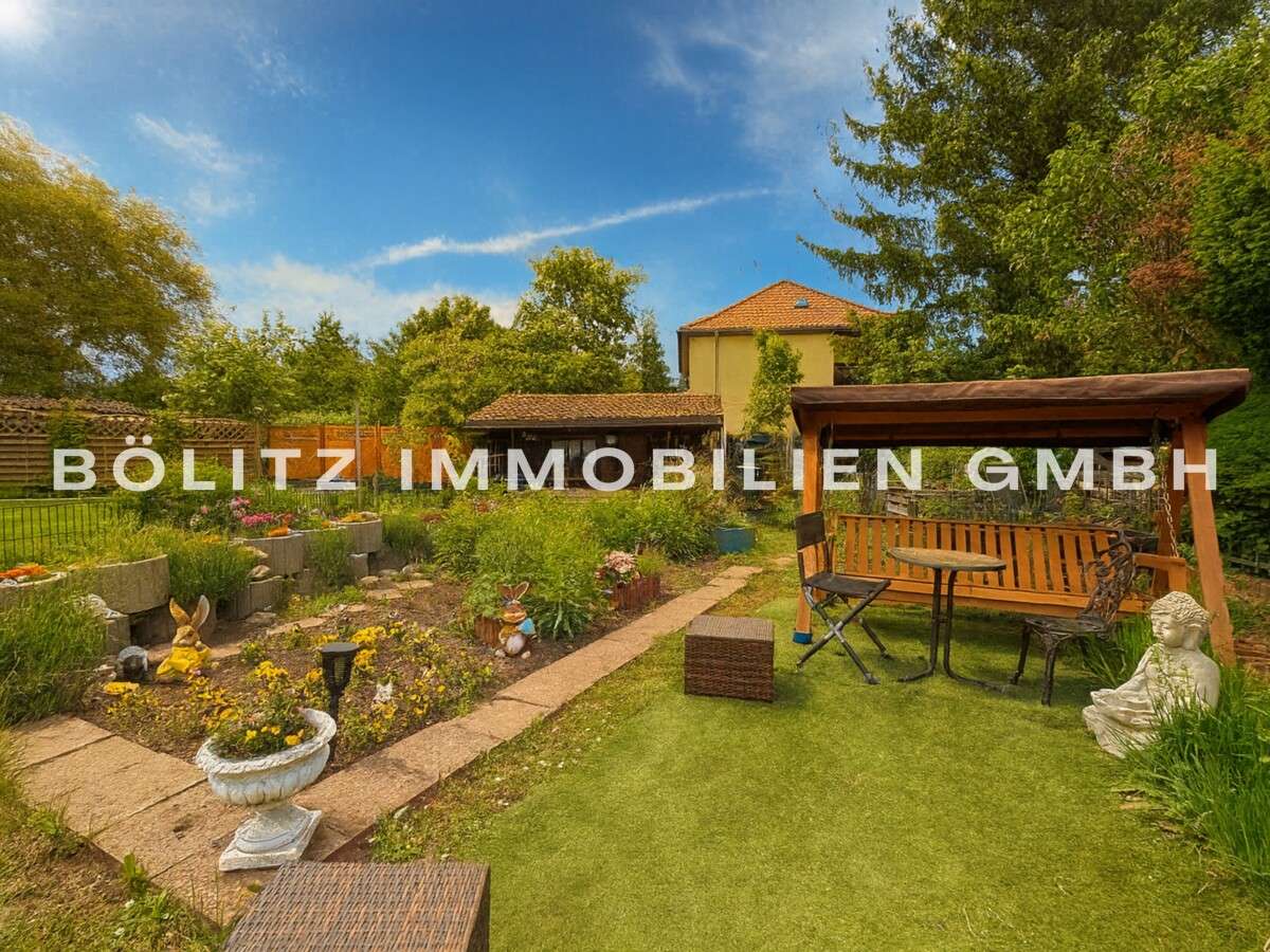 252 m² (BGF) großes EFH in Rudow: 7 Zimmer, 2 Wintergärten, Kamin, Keller auf 700 m² Grundstück, Berlin – Bild 3