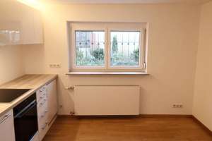 Freundliche Ergeschosswohnung mit separatem Bad und kleinem Garten – Schottstr. 20, 70192 Lenzhalde, Stuttgart – Vorschaubild 5