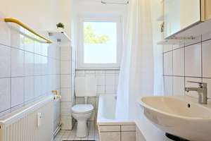 Freie 2-Zimmer-Wohnung mit Blick ins Grüne im gewachsenen Bülowkiez nahe Kleistpark in Schöneberg! – Die vollständige Adresse der Immobilie erhältst du vom Anbieter., 10783 Schöneberg, Berlin – Vorschaubild 10