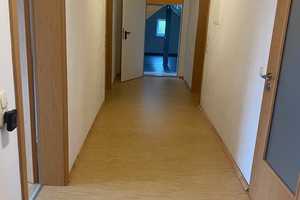 Haus mit zwei Wohneinheiten und Doppelgarage in ruhiger und bevorzugter Ortsrandlage – Kelheim (Kreis) – Vorschaubild 14