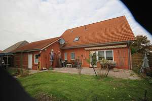 Freistehendes Einfamilienhaus mit großem Grundstück! – Die vollständige Adresse der Immobilie erhältst du vom Anbieter., 27478 Cuxhaven – Vorschaubild 3