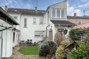 Großes Einfamilienhaus mit großem Wintergarten  – Die vollständige Adresse der Immobilie erhältst du vom Anbieter., 67071 Oggersheim, Ludwigshafen am Rhein – Vorschaubild 8