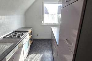 gut geschnittene 3-Zi.- DG- Wohnung in begehrter Wohnlage – Die vollständige Adresse der Immobilie erhältst du vom Anbieter., 70597 Degerloch (Ortsteil), Stuttgart – Vorschaubild 12