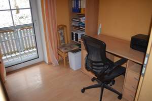 Großzügiges, familienfreundliches Einfamilienhaus -
mit viel Potenzial und Raum für Ideen – Die vollständige Adresse der Immobilie erhältst du vom Anbieter., 86923 Finning – Vorschaubild 7
