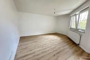 Familienfreundliche 4-Zimmer-Wohnung mit Balkon und moderner Raumaufteilung – Wolfringstr. 14, 90765 Ronhof, Kronach, Fürth – Vorschaubild 21