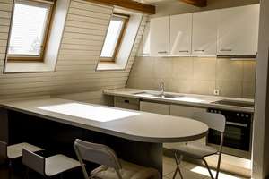 MODERNE 2-ZIMMER-MAISONETTE | TOPLAGE IN MÖHRINGEN – Vaihinger Str 24, 70567 Möhringen-Mitte, Stuttgart – Vorschaubild 1