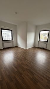 Zentrale 2-Zi.-Whg. mit Einbauküche