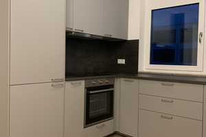Modern und zentral: Neubauwohnung mit Einbauküche & Stellplatz samt Wallbox in Nürnberg – Maximilianstraße 56, 90429 Nürnberg – Vorschaubild 4