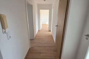 NEU !!! sanierte 3-Raum Dachgeschosswohnung