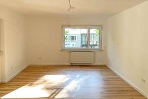 Helle, modern sanierte 3-Zimmer-Wohnung mit Balkon & Dachterrasse – zentral & ruhig in Stuttgart – Dannerckerstrasse 15/17, 70180 Dobel, Stuttgart – Vorschaubild 5