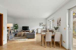 Helles Reihenmittelhaus mit studioähnlicher Dachgeschosswohnung – ideal für Familien! – Die vollständige Adresse der Immobilie erhältst du vom Anbieter., 93055 Ostenviertel, Regensburg – Vorschaubild 6