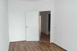 TOP Wohnung für Eigennutzer ! Sofort beziehbar--Wanne/Dusche--Gäste WC--Lift--Einbauküche--2 Balkone – Erich-Mühsam-Straße 33, 9112 Chemnitz – Vorschaubild 11