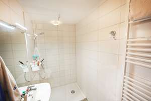 Top-modernisiertes Einfamilienhaus (RH) mit Einliegerwohnung in schöner Coburger Stadtlage – Die vollständige Adresse der Immobilie erhältst du vom Anbieter., 96450 Mitte, Coburg – Vorschaubild 14