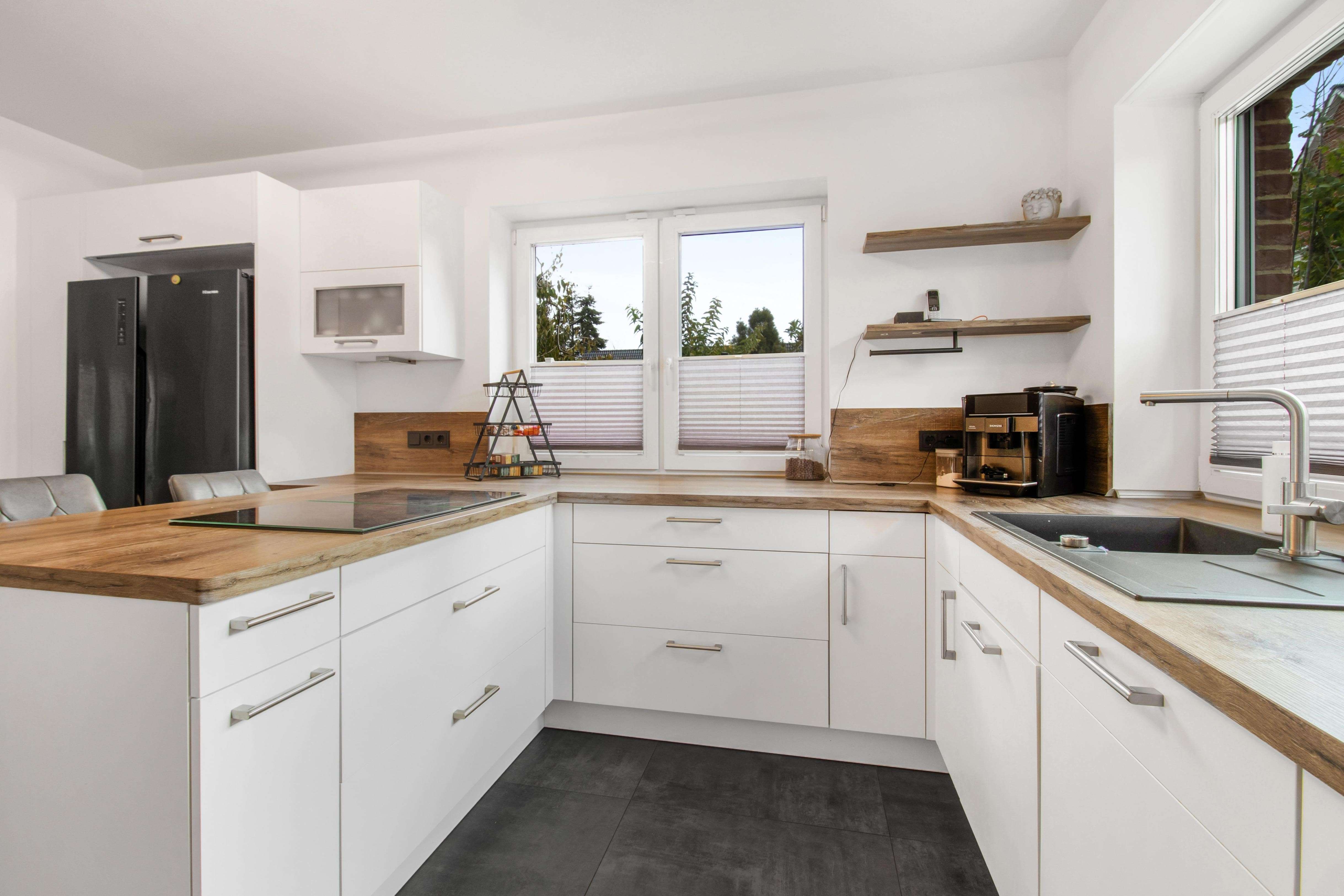 Immobilie in Beckeln - Hochwertiges Einfamilienhaus mit Top Ausstattung und Nebengebäude - Mischgebiet - Bild 9