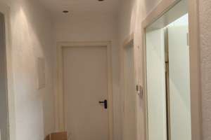 Helle 3-Zimmer Wohnung im EG in Gremberg – Die vollständige Adresse der Immobilie erhältst du vom Anbieter., 51105 Humboldt/Gremberg, Köln – Vorschaubild 2