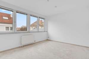 Sofort bezugsfertig! Modernisiertes Reihenendhaus mit Carport, Stellplatz und Garten – Die vollständige Adresse der Immobilie erhältst du vom Anbieter., 95448 Oberskonnersreuth, Bayreuth – Vorschaubild 16