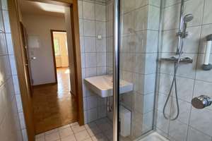 Gut geschnittene 2,5-Raumwohnung (Erbbaurecht) mit Balkon und Aufzug auf der Margarethenhöhe  – Die vollständige Adresse der Immobilie erhältst du vom Anbieter., 45149 Margarethenhöhe, Essen – Vorschaubild 8