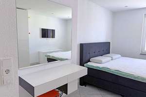 Schwachhausen / Exklusive teilmöblierte 2-Zimmer-Wohnung mit Balkon in Toplage – Die vollständige Adresse der Immobilie erhältst du vom Anbieter., 28209 Bürgerpark, Bremen – Vorschaubild 7