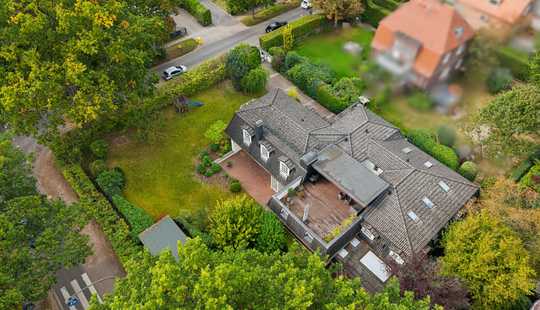 Bild von Exklusive Mansarddachvilla mit drei Wohneinheiten