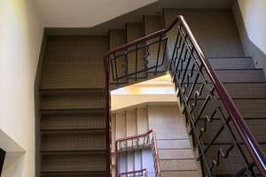 Wohnen mit Charakter: 3-Zimmer-Dachgeschosswohnung in der Weststadt