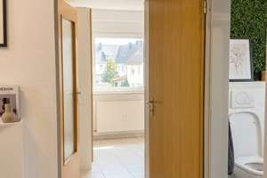 Lichtdurchflutetes Wohnglück im 5. OG: Modernisierte 2,5-Zimmer-Wohnung mit Balkon & Fernblick! – Westliche Karl-Friedrich-Straße 119, 75172 Weststadt, Pforzheim – Vorschaubild 10