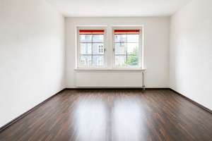 Wuppertal-Cronenberg- Schöne Eigentumswohnung mit Südbalkon und Stellplatz – Solingerstraße 15, 42349 Cronenberg, Wuppertal – Vorschaubild 5