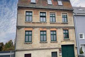 Mehrfamilienhaus mit schönem Grundstück und vielseitigen Nutzungsm – Die vollständige Adresse der Immobilie erhältst du vom Anbieter., 39517 Tangerhütte – Vorschaubild 2