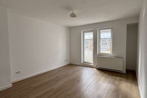 Attraktive 2-Zimmer Wohnung mit Einbauküche – Hopfgartenstraße 10, 65203 Biebrich, Wiesbaden – Vorschaubild 2