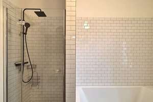 Altbau-Ikone mit Lift, Balkon, Stuck & High-End-Design - Friedrichshain Bestlage – Die vollständige Adresse der Immobilie erhältst du vom Anbieter., 10243 Friedrichshain, Berlin – Vorschaubild 23